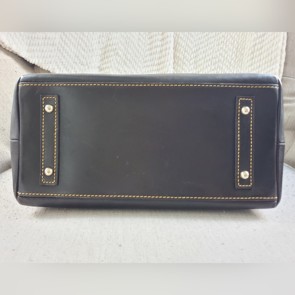 Dooney & Bourke croc embossed Dillen satchel - Picture 3 of 11